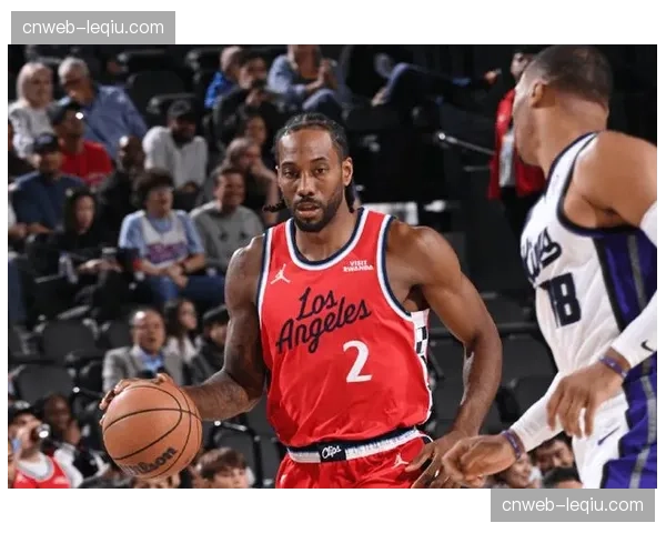 快船击败公牛，莱昂纳德关键抢断锁定胜局，防守致胜