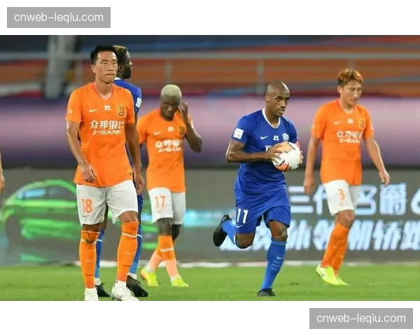 特写：伤愈复出的埃文·弗格森打入赛季首球后激动落泪